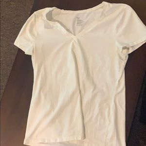 Gap v-neck tee